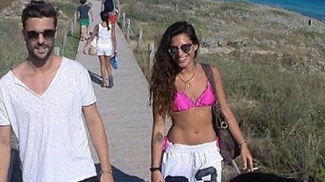 Ludovica Valli in Sardegna con l'amica Georgette e Davide Tresse