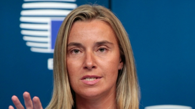 Federica Mogherini contro barriere e muri in Europa.