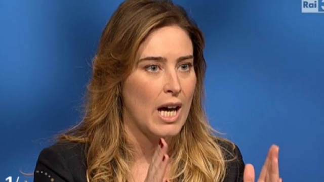 Ultime notizie scuola, sabato 11 giugno 2016: Maria Elena Boschi
