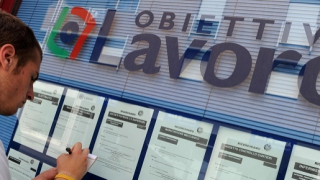 Novit&agrave; disoccupazione, si pu&ograve; continuare a percepire la Naspi anche lavorando