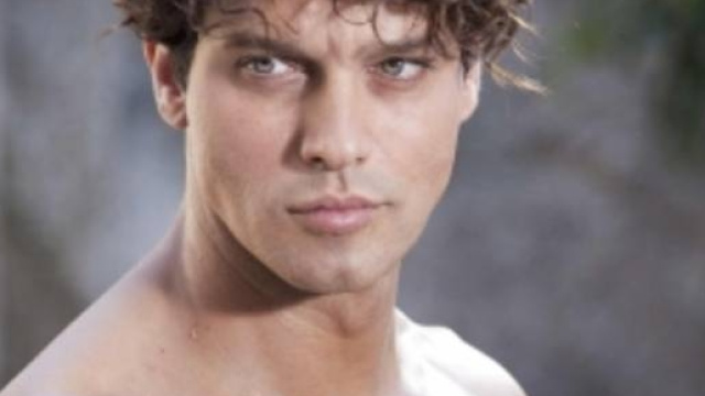 Il sex symbol italiano Gabriel Garko