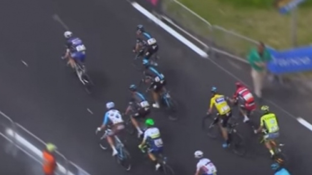 Scatta Daniel Martin: gli Sky bloccano Froome e Porte