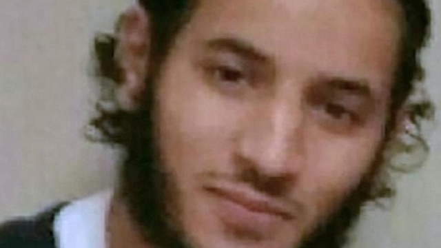 Il killer, ucciso dalle teste di cuoio, Larossi Abballa, 25 anni