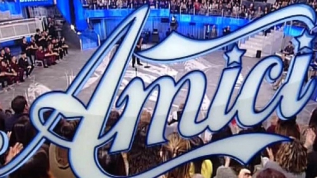 Nuovo casting per partecipare ad Amici