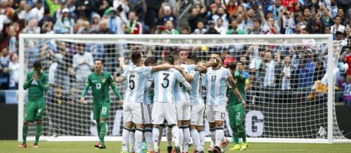 Argentina gole&oacute; 3-0 a Bolivia y lider&oacute; el Grupo D de la Copa Am&eacute;rica Centenario con puntaje perfecto