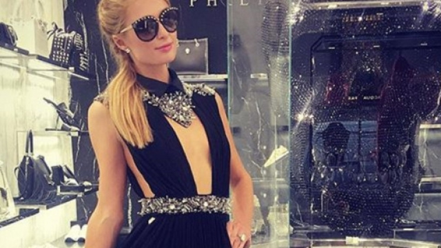 Paris Hilton testimonial a Milano ed ospite di una discoteca