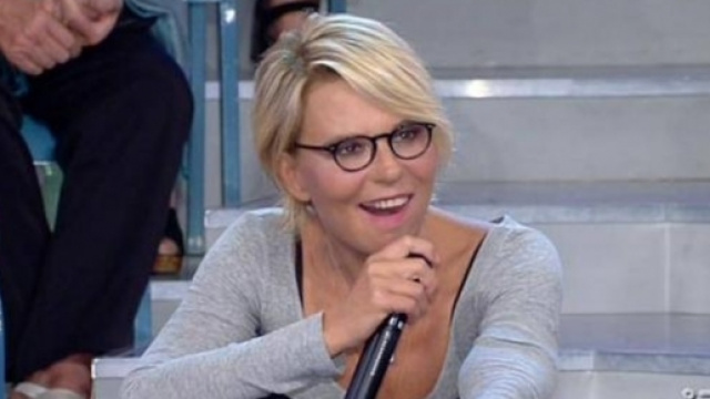 Sky offre un intero canale a Maria De Filippi.