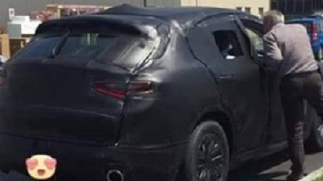 Alfa Romeo Giulia Q2 e Stelvio le foto spia da Alfa Romeo Project 952