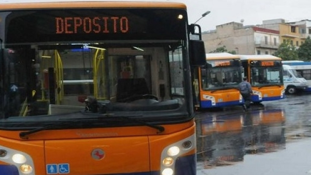 Palermo: 40 lavoratori si danno malati poco prima della partita dell'Italia