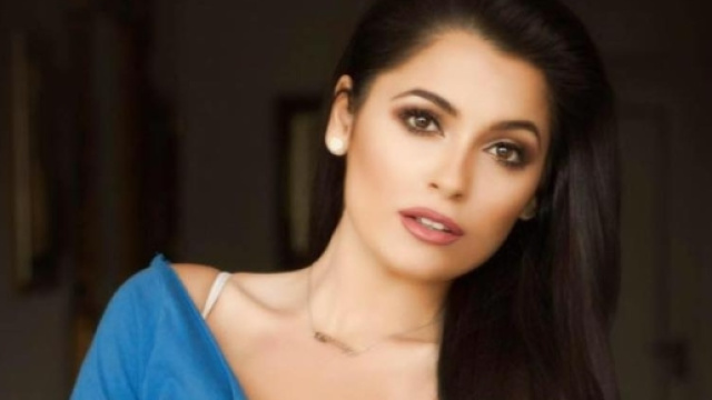 Alessia Macari bella tifosa italiana e bomberina