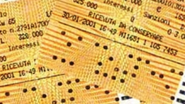 Bollo auto: arrivano esenzioni, riduzioni e sconti in alcune regioni.