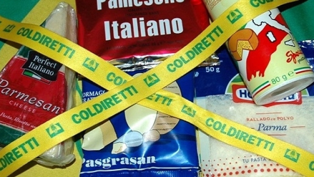 Prodotti italiani contraffatti, in una immagine della Coldiretti