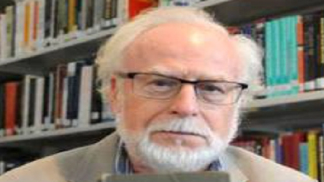 Allen Collins inventore di una formula rivoluzionaria per l'apprendimento delle lingue straniere