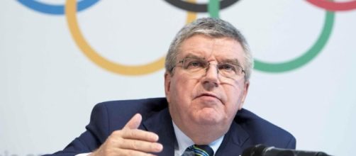 Los atletas rusos que est&eacute;n "limpios" podr&aacute;n competir en los JJOO de R&iacute;o bajo la bandera del COI, seg&uacute;n anunci&oacute; su presidente, Thomas Bach