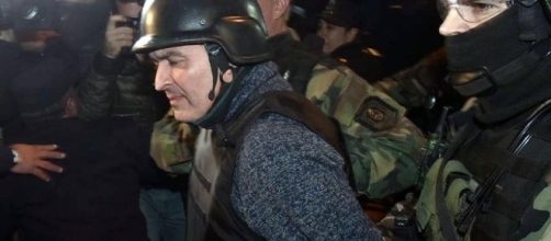 Mientras la prensa hegemonica cubre el "robo de L&oacute;pez" Macri se encarga de sacar derechos a la clase trabajadora