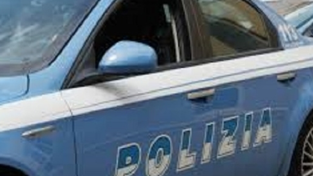 Cosenza, donna e bambino aggrediti da un 29enne