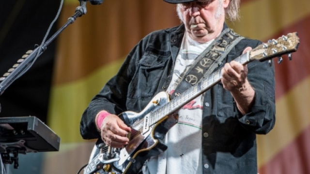 Neil Young: le foto del concerto a New Orleans - Foto - virginradio.it
