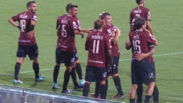 UFFICIALE - Salernitana, ecco numeri di maglia e lista over.