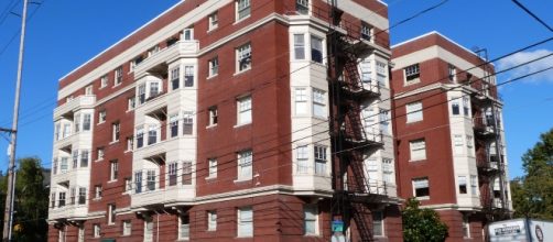 Apartments in Portland (Wikipedia)