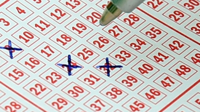 Estrazioni Lotto e SuperEnalotto 25 giugno 2016