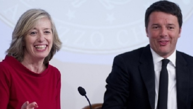 Ultime notizie scuola, venerd&igrave; 24 giugno 2016: il presidente del consiglio Matteo Renzi e il ministro Stefania Giannini