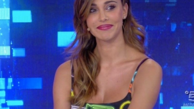 Belen Rodriguez: da Ibiza frecciatina a Stefano De Martino?