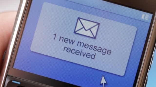 Sms pubblicitari, ecco come bloccarli, per tutti gli operatori.