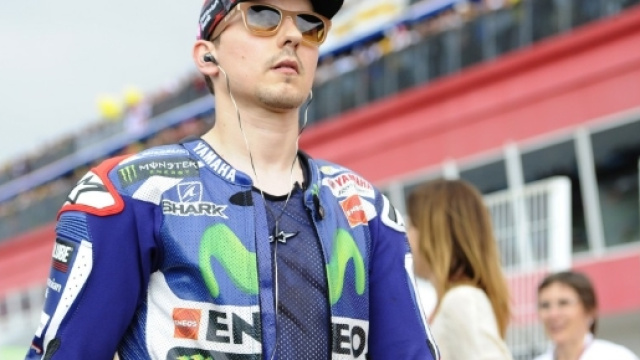 Jorge Lorenzo ottiene 6 punti dopo una gara deludente.