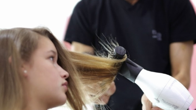 Sette preziosi consigli sui capelli per non sembrare pi&ugrave; vecchie