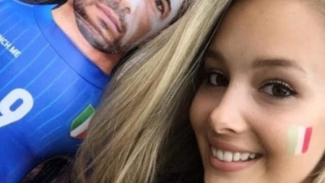 Viki Varga, la fidanzata del calciatore Graziano Pell&eacute;.