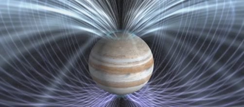 Greatest light show in the solar system: Hubble captures ... - dailymail.co.uk