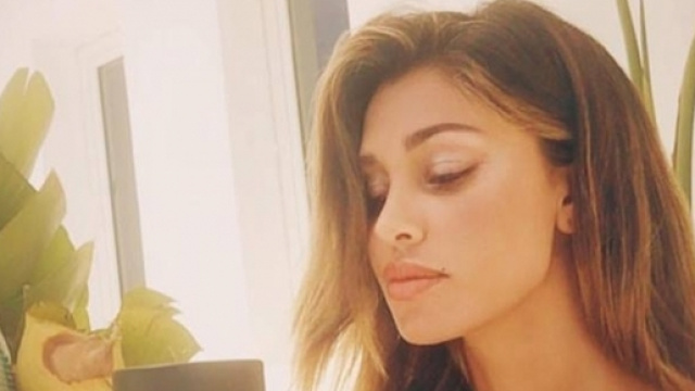 Gossip: estate in topless a Ibiza per Belen Rodriguez