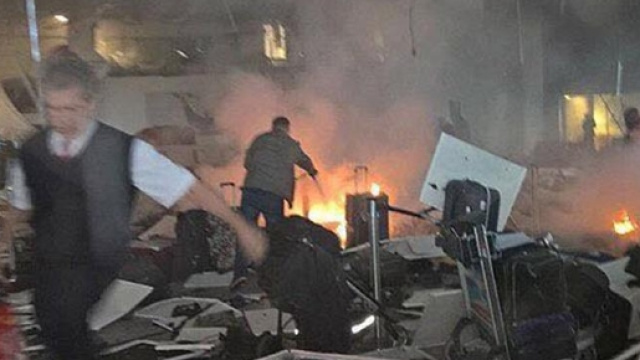 Immagini subito dopo le esplosioni.