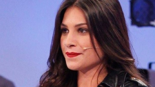 Temptation Island 3: Ludovica Valli piange per Fabio gi&agrave; nella prima puntata.