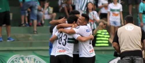 Coritiba x Atl&eacute;tico-PR: ao vivo na TV e online