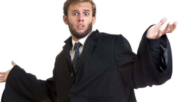 Sanzione disciplinare per l'avvocato che non aspetta il collega.