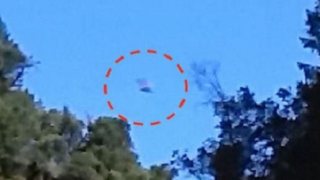 un UFO crash catturato sulla macchina fotografica?