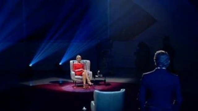 Gemma Galgani pochi istanti prima di leggere la lettera a Giorgio