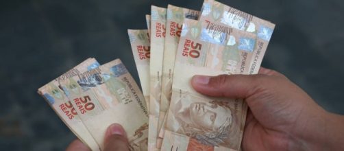 Itens de seguran&ccedil;a ajudam na identifica&ccedil;&atilde;o das notas verdadeiras