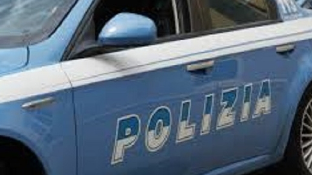 Cosenza: aggredisce compagna alla stazione