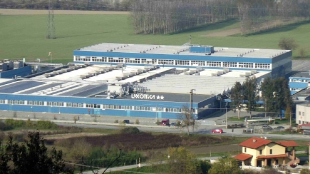 Luxottica, azienda italiana leader nella produzione di lenti e montature per occhiali