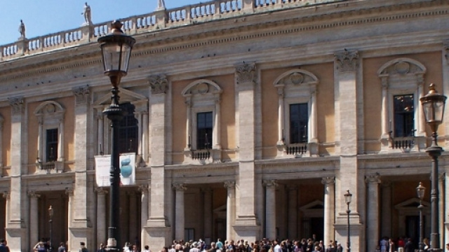 La facciata dei Musei Capitolini a Roma