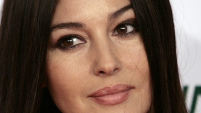 Monica Bellucci guest star in 'Mozart in the Jungle'