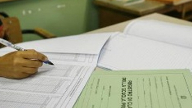 Ultime notizie scuola, marted&igrave; 7 giugno 2016: assunzioni in ruolo 2016/7