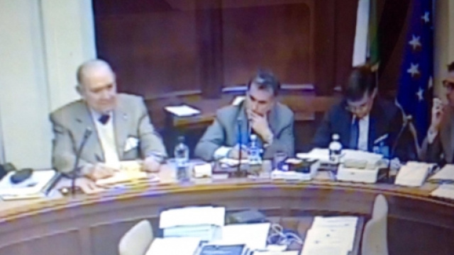 L'Ammiraglio Albanese, a sinistra, ed il presidente della commissione di inchiesta Silvio Lai.