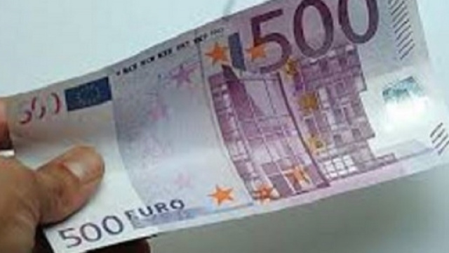 Ultime notizie scuola, gioved&igrave; 9 giugno 2016: bonus docenti da 500 euro