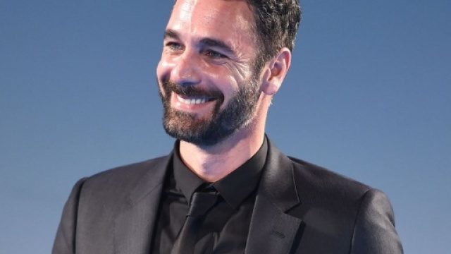 Raoul Bova: &laquo;Io un sex symbol? &Egrave; colpa dei Vanzina&raquo; - VanityFair.it - vanityfair.it