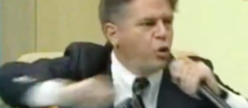 Dr. Pedrosa associa Igreja Universal &agrave; ma&ccedil;onaria