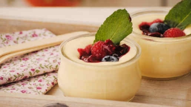 Ricetta della crema al mascarpone con frutti di bosco