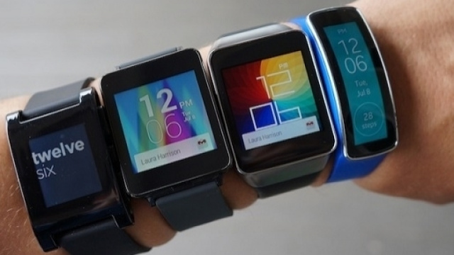 Smartwatch a rischio hacker: pu&ograve; trasmettere il codice pin del Bancomat